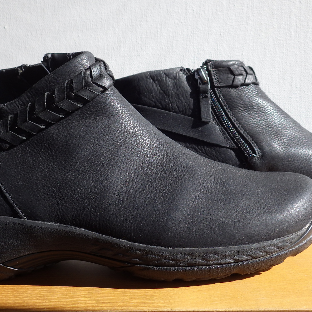 Merrell Women's ENCORE BRAIDED BLUFF BLACK LEATHER